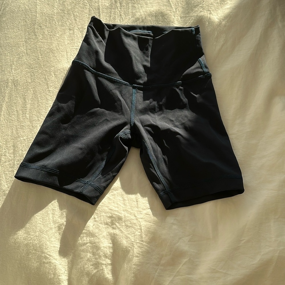 Lululemon biker shorts size 2